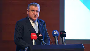 Bakan Bak : Türkiye, sporda daha iyi işler yapacak