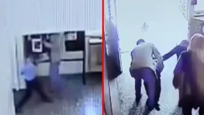 Sivas'ta öğretmenin nefes borusuna yemek kaçan öğrencisini Heimlich manevrasıyla kurtarma anı kamerada!