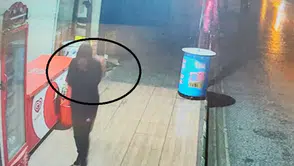 Hatay'da hırsızlık: Yüzünü eliyle gizledi, kameralara yakalandı