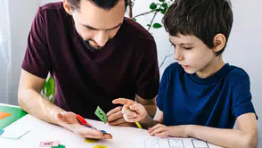 Otizmli bireyler farklı bir 'duygusal dil' mi konuşuyor? Bilim dünyası açıkladı