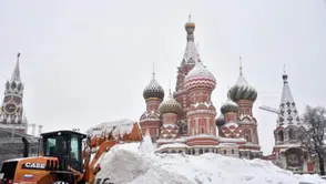 Moskova karlar altında: Son 146 yılın en soğuk kışı!