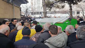 İzmir'de öldürülen Gözde Akbaba memleketi Kırşehir'de son yolculuğuna uğurlandı