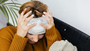 Migren neden olur, ne tetikler? Migren ile baş ağrısı aynı şey mİ?