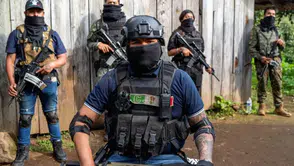 Meksika'da çatışma : Deniz Kuvvetleri ile kartel üyeleri karşı karşıya