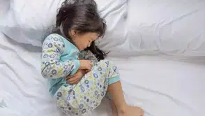 14 yaşındaki kızın karnından 3 kilogram saç yumağı çıkarıldı