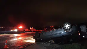 Çanakkale Çan'da kaza : Araç takla attı, 2 kişi yaralandı