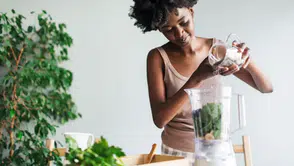 Bağırsak sağlığı için trend besinler ne kadar etkili? Chia suyu, deniz yosunu, kemik suyu