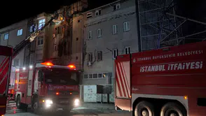 İstanbul Bağcılar'da yangın : İtfaiye ekipleri 2 saatte söndürdü