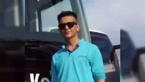 Aksaray'da 22 yaşındaki garson, müşterinin bıçaklı saldırısı sonucu ağır yaralandı