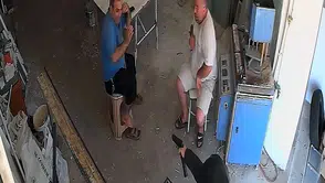 İş yerinde silahlı saldırıya uğrayan kişi hayatını kaybetti