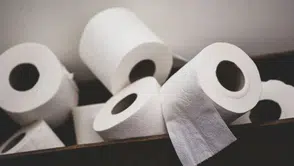 Bavula bir rulo tuvalet kağıdı koyanların sayısı artıyor! İşte hayatınızı kolaylaştıran o neden
