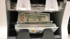 Güncel döviz kurları açıklandı : Dolar haftaya yükselişle başladı