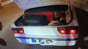 Adana'da abartı egzoz ve modifiyeli araçlara ceza kesildi