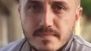 Manisa Turgutlu'da 5 katlı binanın çatısından atlayan adam hayatını kaybetti