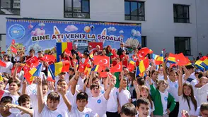 Yeni eğitim yılı 'Tercihim Türkçe' projesiyle başladı