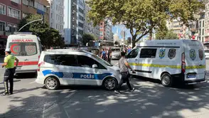 Fatih’te feci kaza : 20 yaşındaki genç iki aracın çarpması sonucu hayatını kaybetti