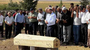 Mardin'de tarlada ölü bulunan 13 yaşındaki Selahaddin Karayel son yolculuğuna uğurlandı
