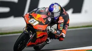 Can Öncü, Fransa'daki Dünya Supersport Şampiyonası yarışını kazandı