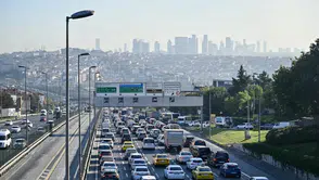 İstanbul'da ilk iş gününde trafik yüzde 56'ya çıktı