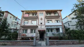 Eskişehir'de kötü koku gelen evde cansız beden bulundu