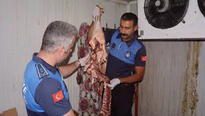 Şanlıurfa’da 315 kilo bozuk ve tarihi geçmiş et bulundu
