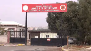 Şanlıurfa’da lastiği patlayan tır başka tıra çarptı : Sürücü hayatını kaybetti