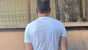 Tartıştığı eşini katletti, sokağa çıkıp 3 çocuğu vurdu