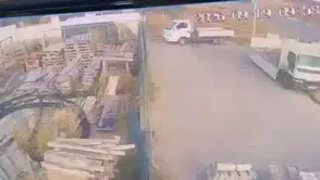 Eskişehir'de el frenini çekmediği kamyonetin altında kalan sürücü hayatını kaybetti