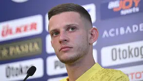 Fenerbahçe'nin Polonyalı Yıldızı Sebastian Szymanski, Takıma Veda Etti mi?