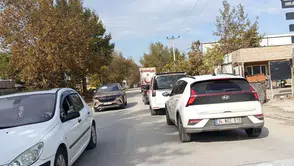 Nilüfer Alaaddinbey Mahallesi'nde Ulaşım ve Trafik Çilesi Sürüyor