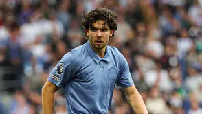 Ferdi Kadıoğlu'ndan Brighton'a Müjde: Manchester City Maçında Sahada