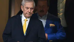 Fenerbahçe Başkanı Aziz Yıldırım Neden Stadı Terk Etti ?
