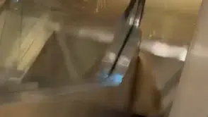 İstanbul'da Kuvvetli Sağanak AVM Otoparkını Sular Altında Bıraktı