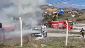 Kastamonu'da Park Halindeki Tanker Yanarak Küle Döndü