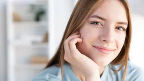 Retinol Kullanımında Dikkat Edilmesi Gerekenler ve Olası Riskler Nelerdir?