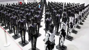 İnsansı robotlar gerçek iş hayatına girmeye başladı mı?