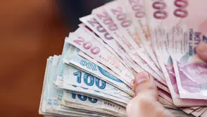 Yatırımcı TL'ye güveniyor: Mevduat faizlerinde 1 milyon TL'nin aylık getirisi ne kadar?