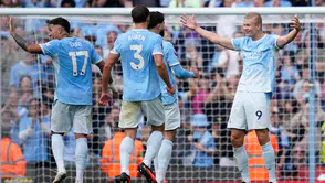 Manchester City, gol düellosunda Sunderland'i devirdi