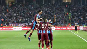 Trabzonspor, Gençlerbirliği karşısında 5-0'lık skorla fırtına gibi esti