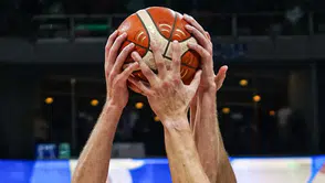 Real Madrid, Dubai Basketbol’u uzatmada geçerek EuroLeague Süper Kupa finaline yükseldi
