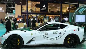 Dubai Polisi için özel olarak tasarlanan 800 beygirlik Mansory imzalı Ferrari 812 Superfast nasıl bir performans sergiliyor ?