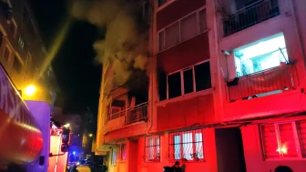 Bursa'da yangın paniği: 5 kişi dumandan etkilendi