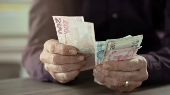 Emeklilere bayram ikramiyeleri ödenmeye başlıyor
