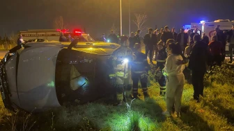 Bursa'da feci kaza: Otomobil akla attı, 1’i ağır 2 yaralı