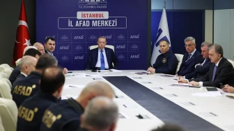 Cumhurbaşkanı Erdoğan AFAD Kriz Merkezi'nde