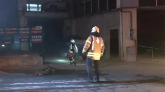 Sancaktepe'de Otomer Galericiler Sitesi'ndeki yangın söndürüldü