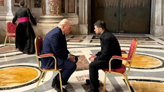 Trump ve Zelensky, Papa'nın cenaze töreninden önce görüştü