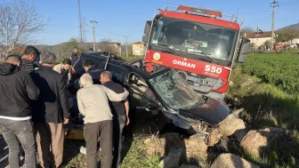 Kütahya’da arazöz ile otomobil çarpıştı
