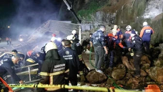 Samsun'da heyelan: Baba ve 2 çocuğu hayatını kaybetti