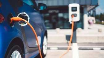Trafikteki elektrikli otomobil sayısı bir yılda 2 kat yükseldi